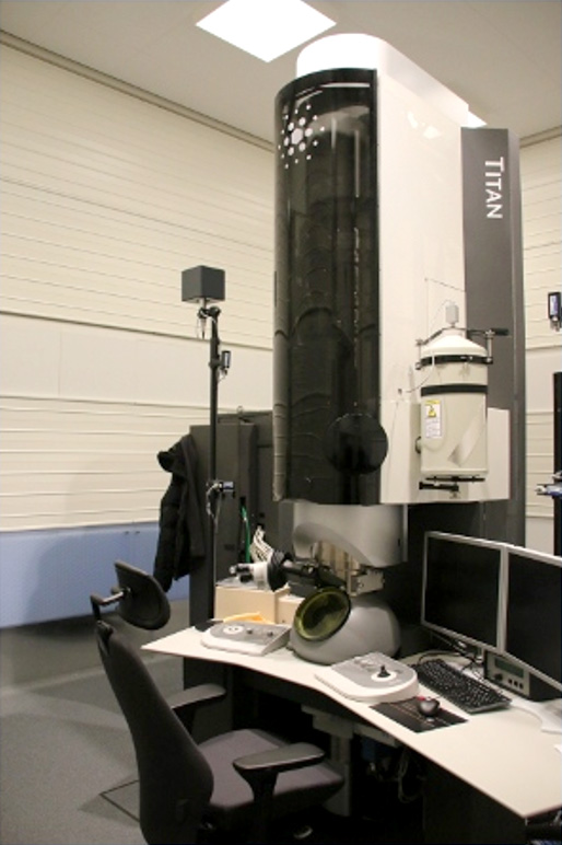 FEI Titan G2 60-300 microscope. Photo